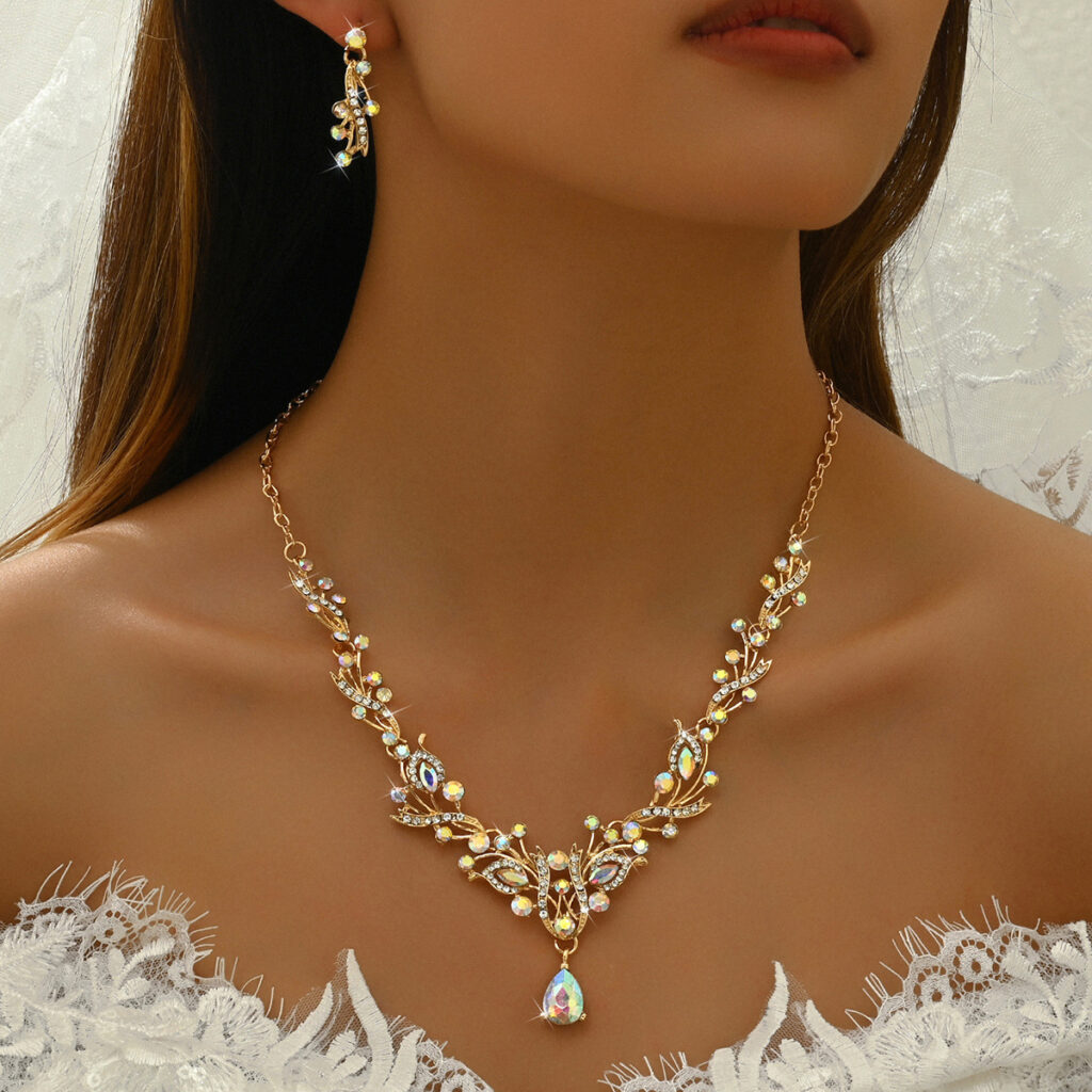 artificial diamond necklace